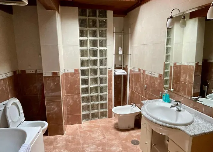 La Santina Y Su Balcón